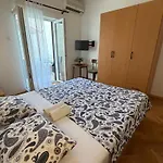 Ana Apartment *