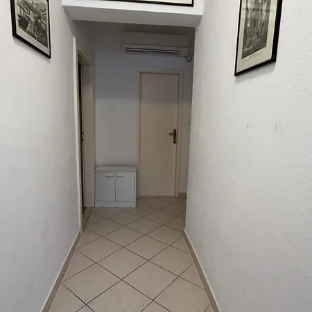 Ana Baška Voda