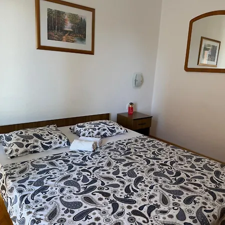 Διαμέρισμα Ana
