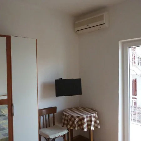 Ana Apartment